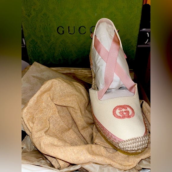 BNWT!!! Gucci Wedge Canvas Pretty in Pink Tie Wrap Up Sandals - Picture 4 of 9